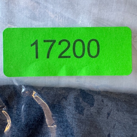 Rip Curl Womens Long Sleeve Rash Guard UPF 50+ Sun Protection Shirt Size S Navy - Picture 9 of 9